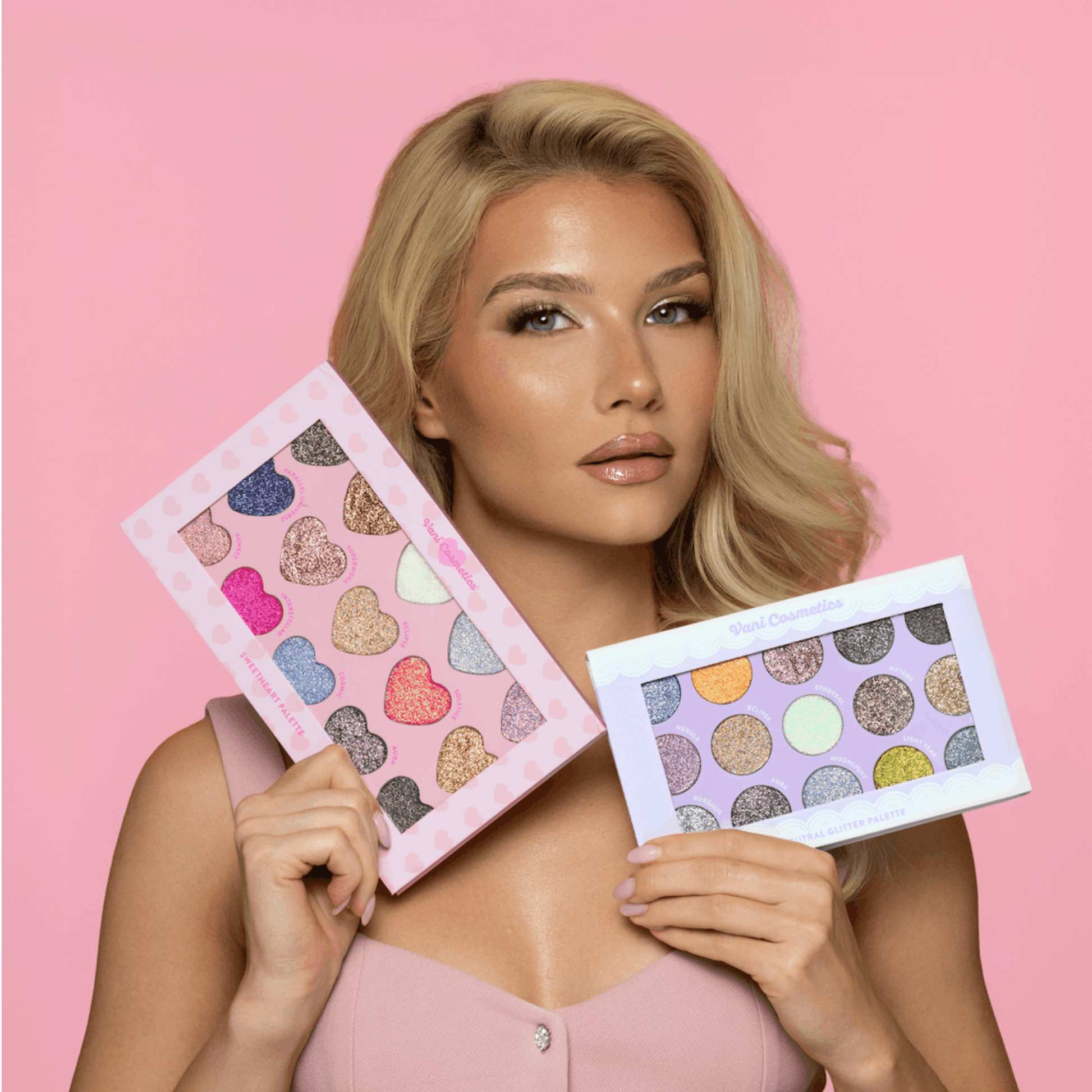 Bestsellers Glitter Eyeshadow Palette Bundle (15 Glitters) on Sale Bestsellers Glitter Eyeshadow Palette Bundle (15 Glitters) on Sale